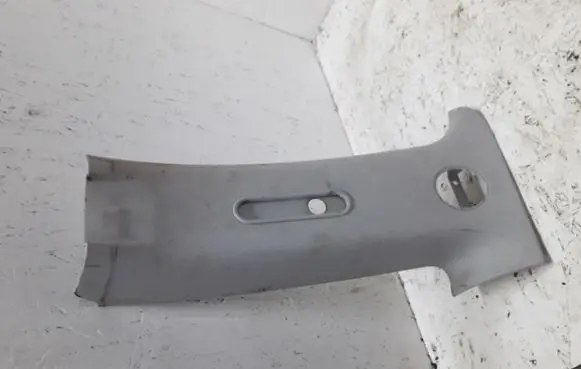 Volkswagen New Beetle (B) pillar trim (top)