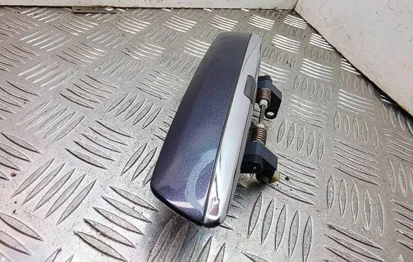 Audi A8 S8 D3 4E Front door exterior handle 