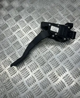 Mitsubishi Colt Accelerator throttle pedal A4543000304 6PV00886600