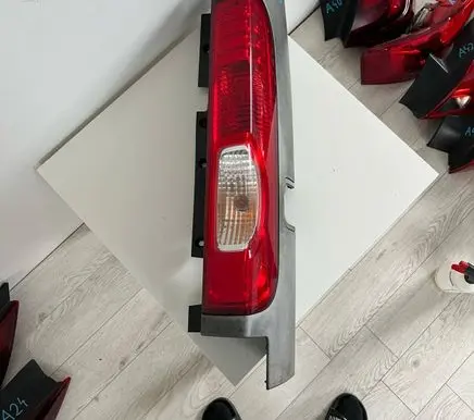 Renault Trafic II (X83) Rear/tail lights 265A60118R 3857722