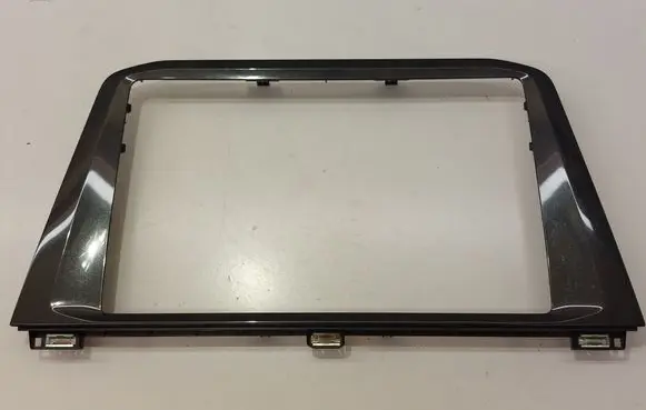 Radio/GPS head unit trim