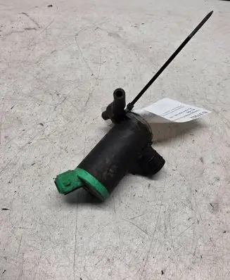 Peugeot 206 Windscreen/windshield washer pump 90095