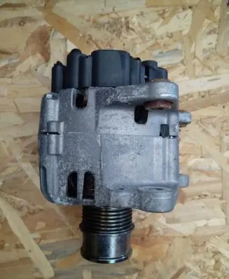 Seat Arona Generator/alternator 04E903015