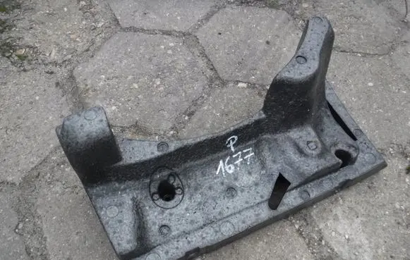 Volkswagen PASSAT B6 Spare wheel section trim 3C5012115D