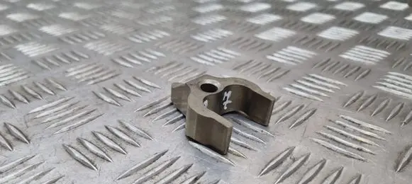 BMW 3 F30 F35 F31 Fuel Injector clamp holder 