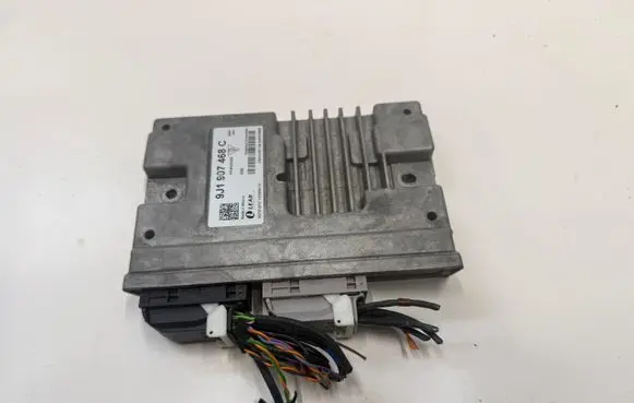 Porsche Taycan 9J1 Gateway control module 9J1907468C
