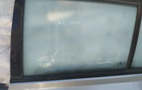 KIA Rio Rear door window glass