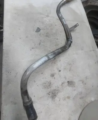 Fuel tank filler neck pipe