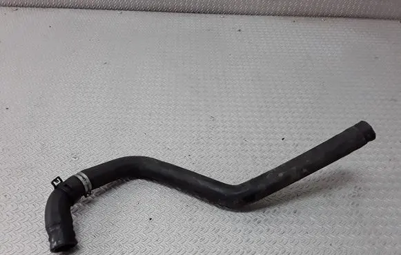 Nissan Note (E11) Engine coolant pipe/hose