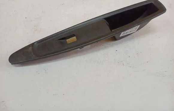Citroen C4 I Front door window switch trim 9650912377
