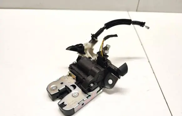 Audi A5 Tailgate/trunk/boot lock/catch/latch 8W0827503 8W082750304S