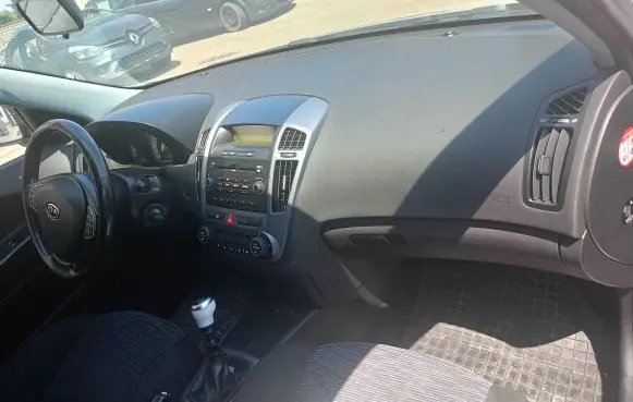 KIA Ceed Dashboard