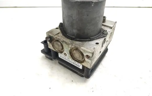 Renault Megane II ABS Pump 0265234000 8200038702 0265950300
