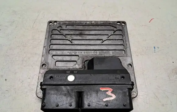 Mercedes-Benz C W203 Engine control unit/module A2711530691