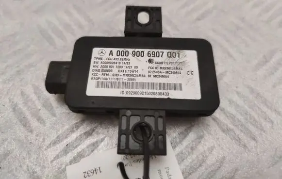 Mercedes-Benz S C217 Tire pressure control unit A0009006907