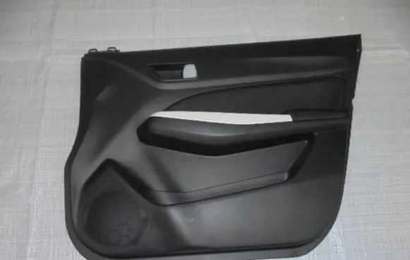 Suzuki Swift III Front door card panel trim