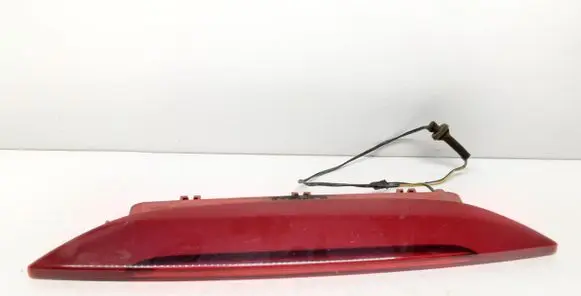 Volvo V60 Third/center stoplight