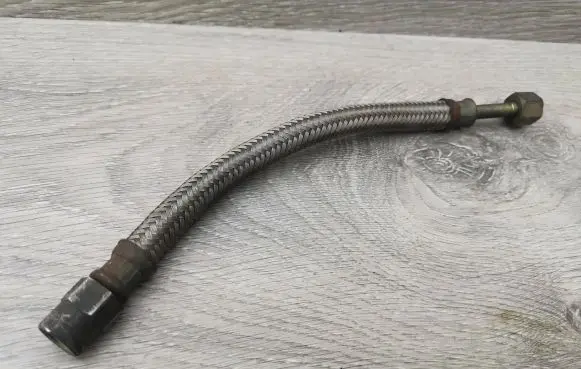 Audi 80 90 B3 Fuel line pipe