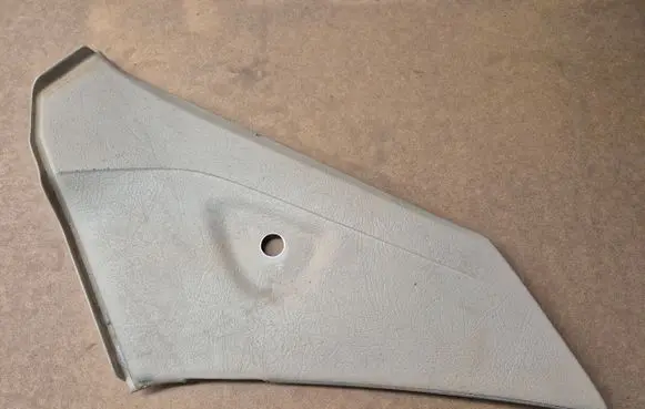 Volkswagen Jetta II (C) pillar trim 167867295