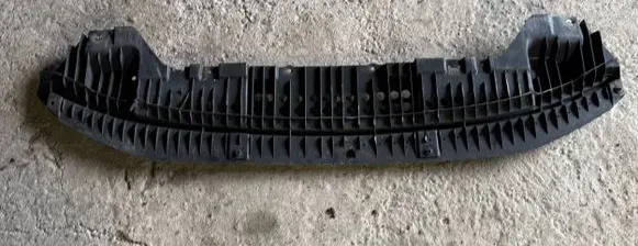 Toyota Verso Front bumper skid plate/under tray 