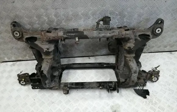 Peugeot 3008 I Rear subframe 