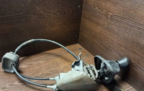 Opel Vivaro Gear shifter/selector 7700312975 91166682