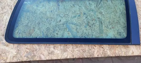 Volvo V70 Rear side window VOLVO30674475