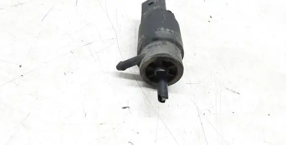 Mercedes-Benz E W211 Windscreen/windshield washer pump