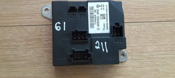 Mercedes-Benz E W211 Comfort/convenience module 2115453532
