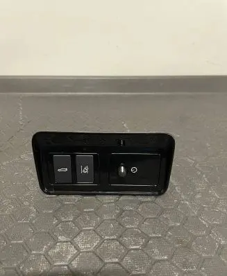 Jaguar XF X260 Tailgate opening switch GX7311654HC M0504500290