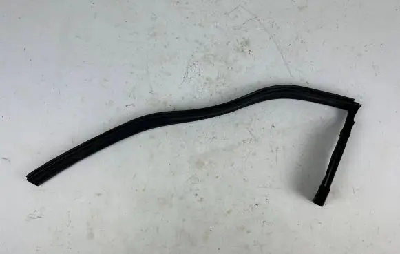 Mercedes-Benz E AMG W212 Engine compartment rubber A2126280598