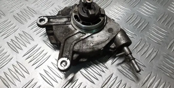 Toyota Avensis T250 Vacuum pump