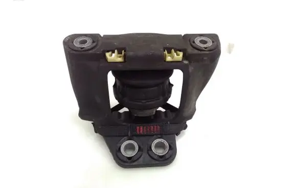 Engine mount bracket