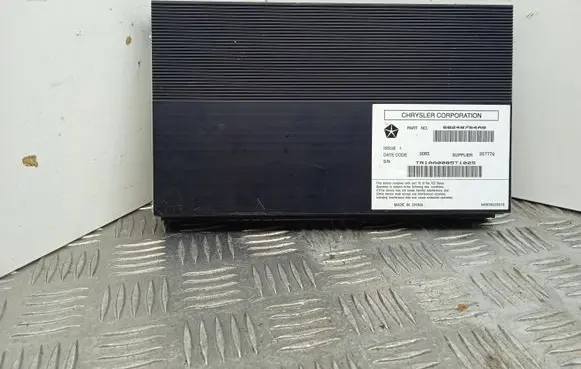 Jeep Grand Cherokee Sound amplifier