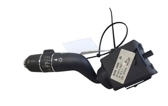 Jaguar XF X250 Indicator stalk 8W8313335AA