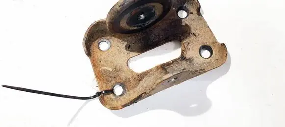Citroen C4 I Bracket in trunk/boot 
