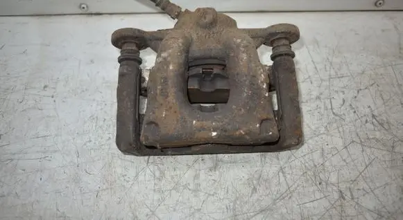 BMW 1 E81 E87 Front brake caliper