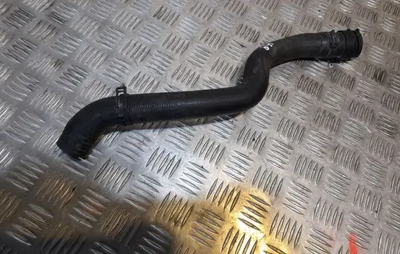 Audi A4 S4 B9 Engine coolant pipe/hose 8W0122101B
