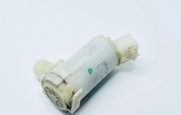 Suzuki SX4 S-Cross Windscreen/windshield washer pump 3841071L10