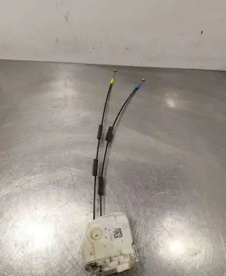 Mitsubishi Space Star Front door lock