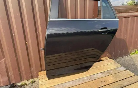 Opel Insignia A Rear door