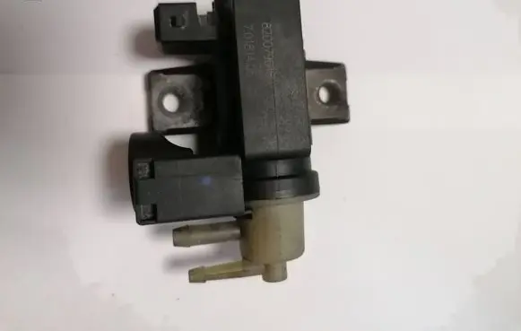 Renault Trafic III (X82) Turbo solenoid valve 14T265 70181405