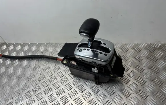 Volkswagen PASSAT B5.5 Gear shifter/selector 3B0713111L 8D0713281C