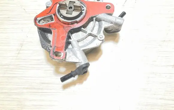Ford Focus ST Vacuum pump 9674192280