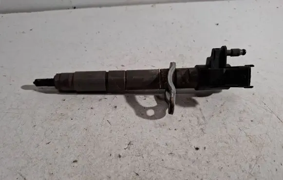 Volvo S60 Fuel injector 31272690 0445116