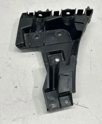 Volvo V60 Front bumper mounting bracket 31323832