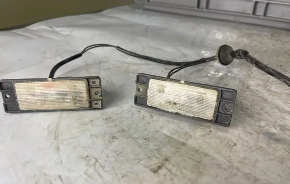 Mitsubishi Pajero Sport I Number plate light