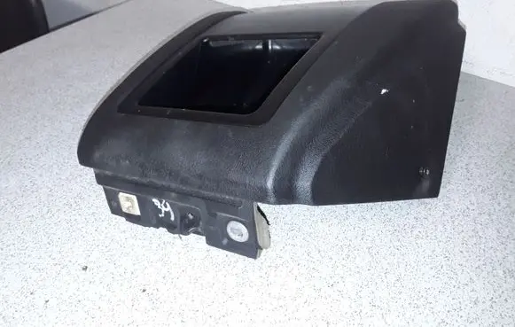 Other center console (tunnel) element