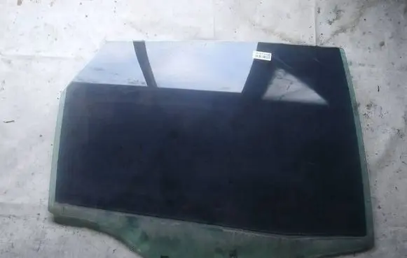 Citroen C4 I Picasso Rear door window glass as2