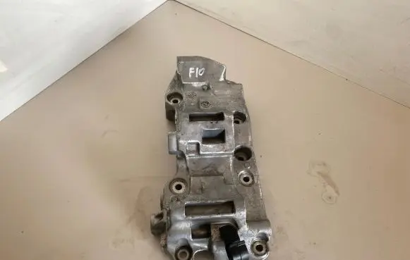 BMW 5 F10 F11 Generator/alternator bracket 1116850686306 74786